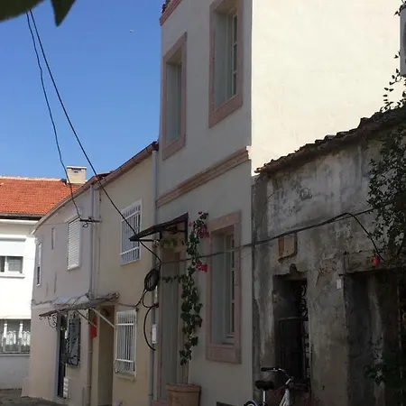 Merkezde Mustakil Ev