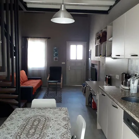 Merkezde Mustakil Ev * Ayvalı
